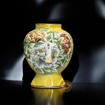 Bình Vò Vẽ Vàng Kim – Gốm Sứ Nghệ Thuật Sang Trọng, Hút Tài Lộc 